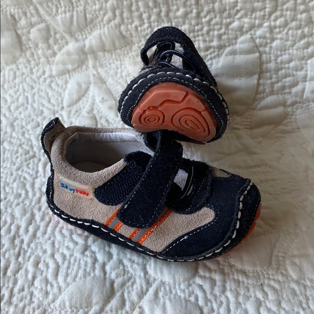 👟 RILEYROOS SPORTY TIMBER 6-12 MONTH!!